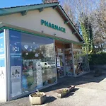 Hébergement de vacances Maison Familiale Près De Rocamadour Avec Jardin Et Wifi - Fr-1-828-9