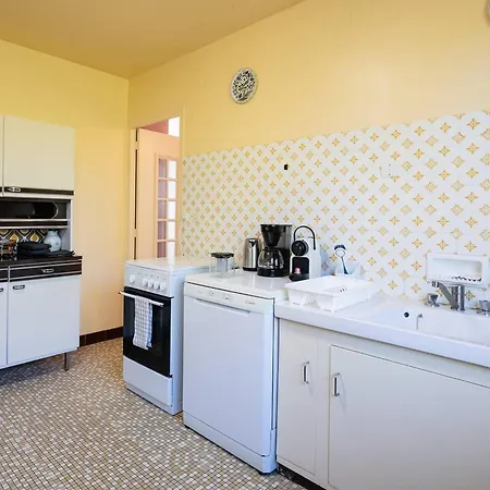 Maison Familiale Près De Rocamadour Avec Jardin Et Wifi - Fr-1-828-9 *