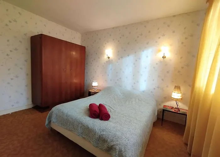 Maison Familiale Près De Rocamadour Avec Jardin Et Wifi - Fr-1-828-9 Hébergement de vacances